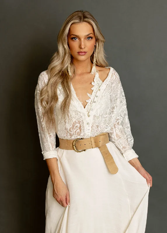 Vintage-Modern Style Offers Caeley Top in Cream