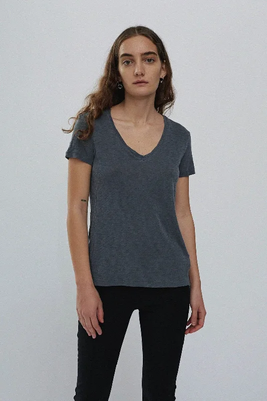 Chic And Edgy Supima Slub Jersey V Neck T Shirt - Charcoal