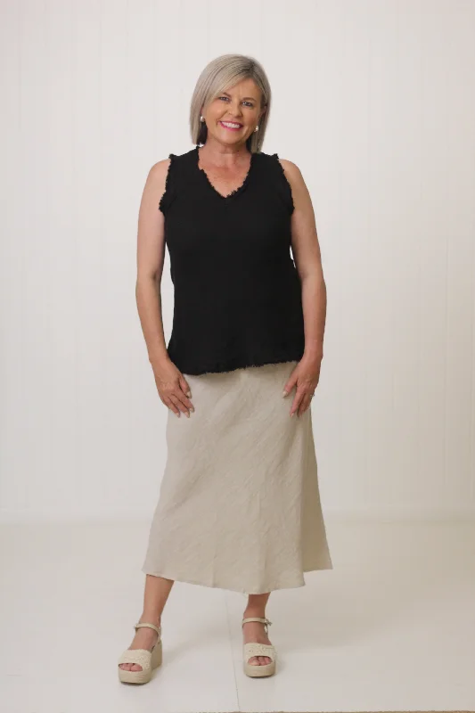 Sporty Fashion Offers Frayed Singlet Top