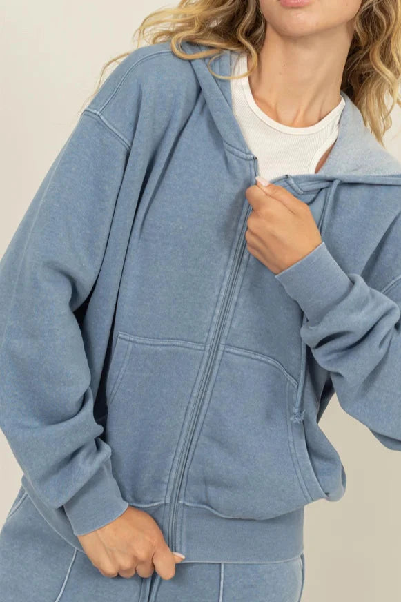Elevate Your Style And Practice For Less Saturday Afternoon Full Zip - Blue