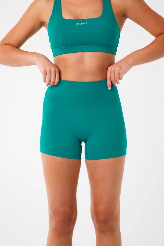 Your Go-To Yoga Outfits Now More Affordable Aura 4" Shorts