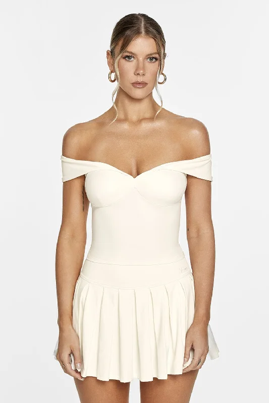 Lightweight, Breathable Yoga Wear At Special Prices Body Butter™ Off-shoulder Tank