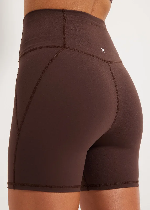 Master Every Pose With Premium Yoga Wear Deals In Motion Bike Short 14cm
