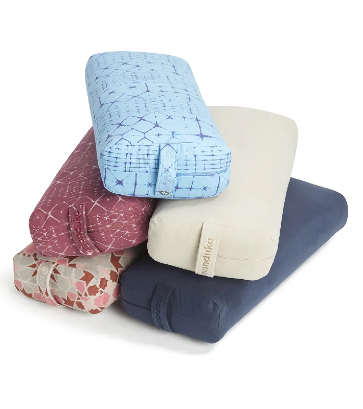 Stay Cool And Comfortable With Yoga Sale Offers Manduka Enlight Rectangular Yoga Bolster Fortitude Stay Cool And Comfortable With Yoga Sale Offers Manduka Enlight Rectangular Yoga Bolster Fortitude
