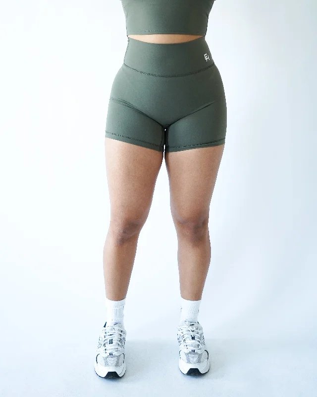 Flex Your Budget With Premium Yoga Clothing Deals Performance Biker Shorts 6” - Olive