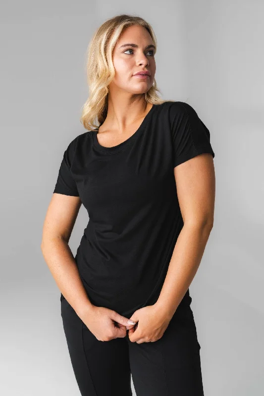 Unbeatable Deals On Breathable Yoga Apparel Vitality Versa®  Full Tee - Midnight