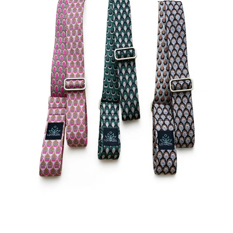 The Yoga Sale You’Ve Been Waiting For Peacock Feathers Yoga Mat Strap