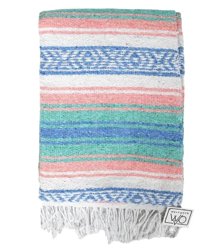 Essential Yoga Gear At Unmissable Prices West Path Economy Falsa Mexican Yoga Blanket Beach
